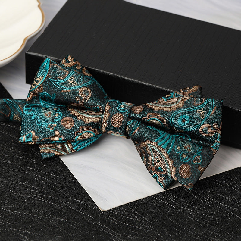 Chic Teal Paisley Men’s Bow Tie Main image