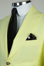 Charming Yellow Peaked Lapel 3 Piece Suits For Men