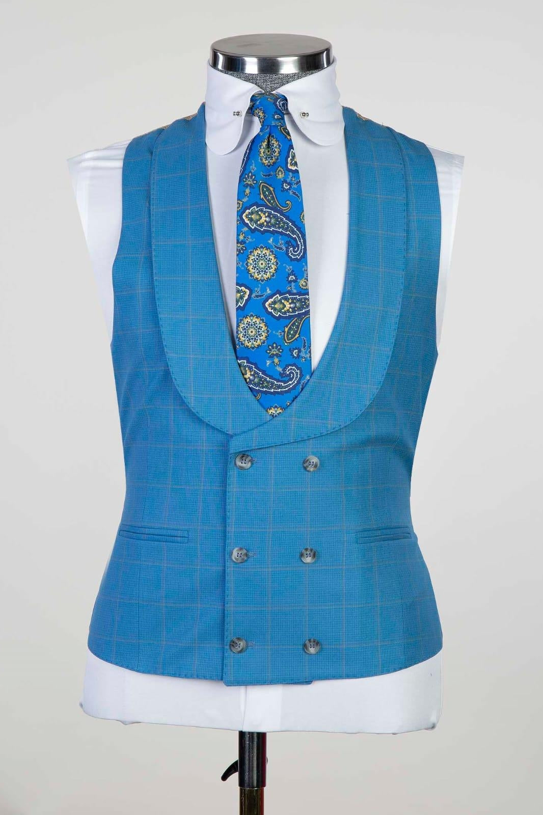 Cerulean Blue Plaid Peaked Lapel Men Suits With Waistcoat