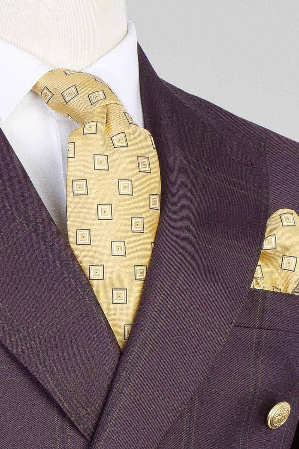 Wine Purple Plaid Peaked Lapel Double Breasted Men Suits Secondary image