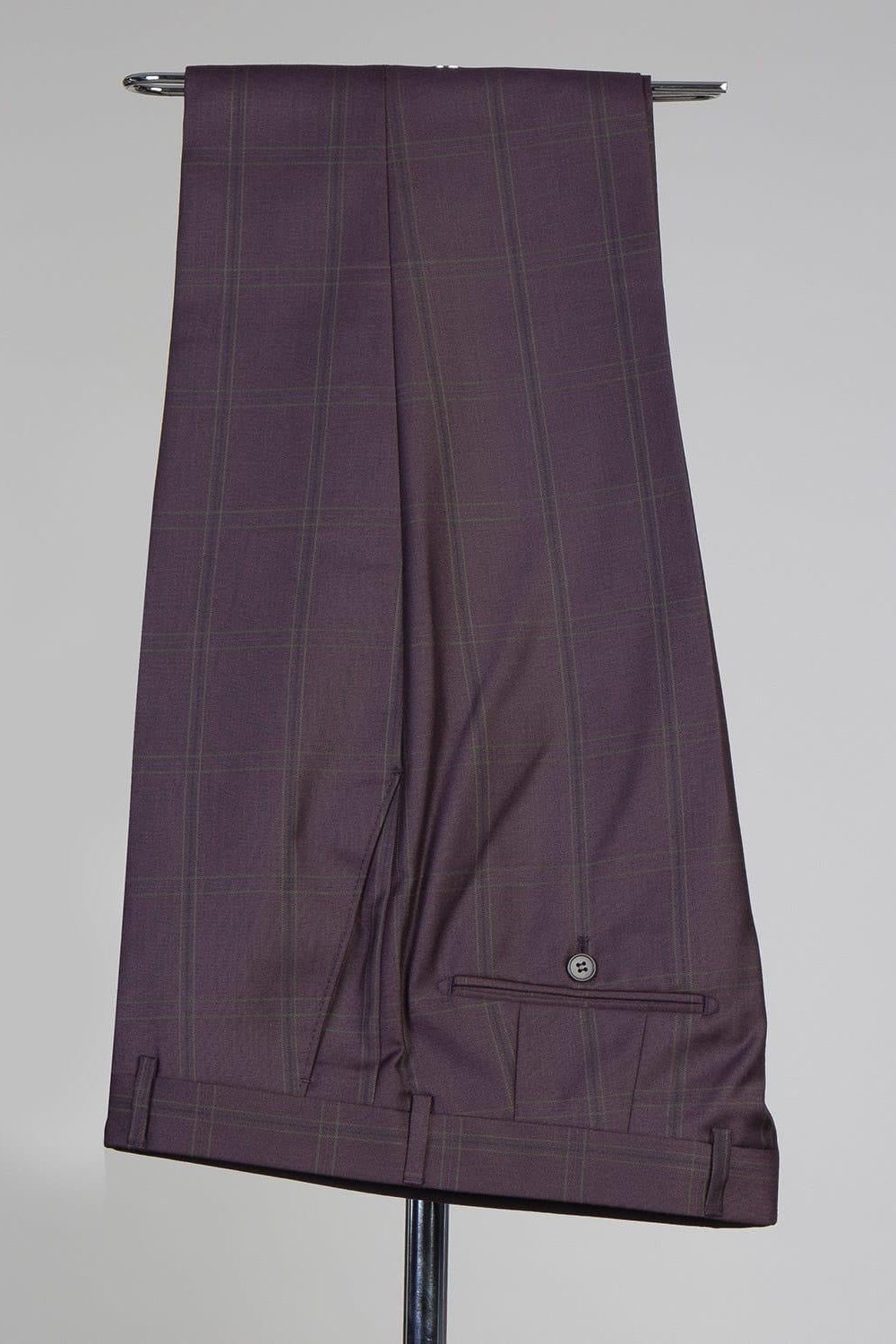 Wine Purple Plaid Peaked Lapel Double Breasted Men Suits