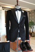 Black One Button Peaked Lapel Sparkle Striped Men Suits