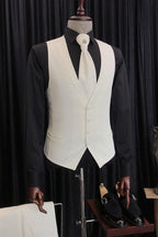 White Jacquard Notched Lapel Men Suits With Waistcoat
