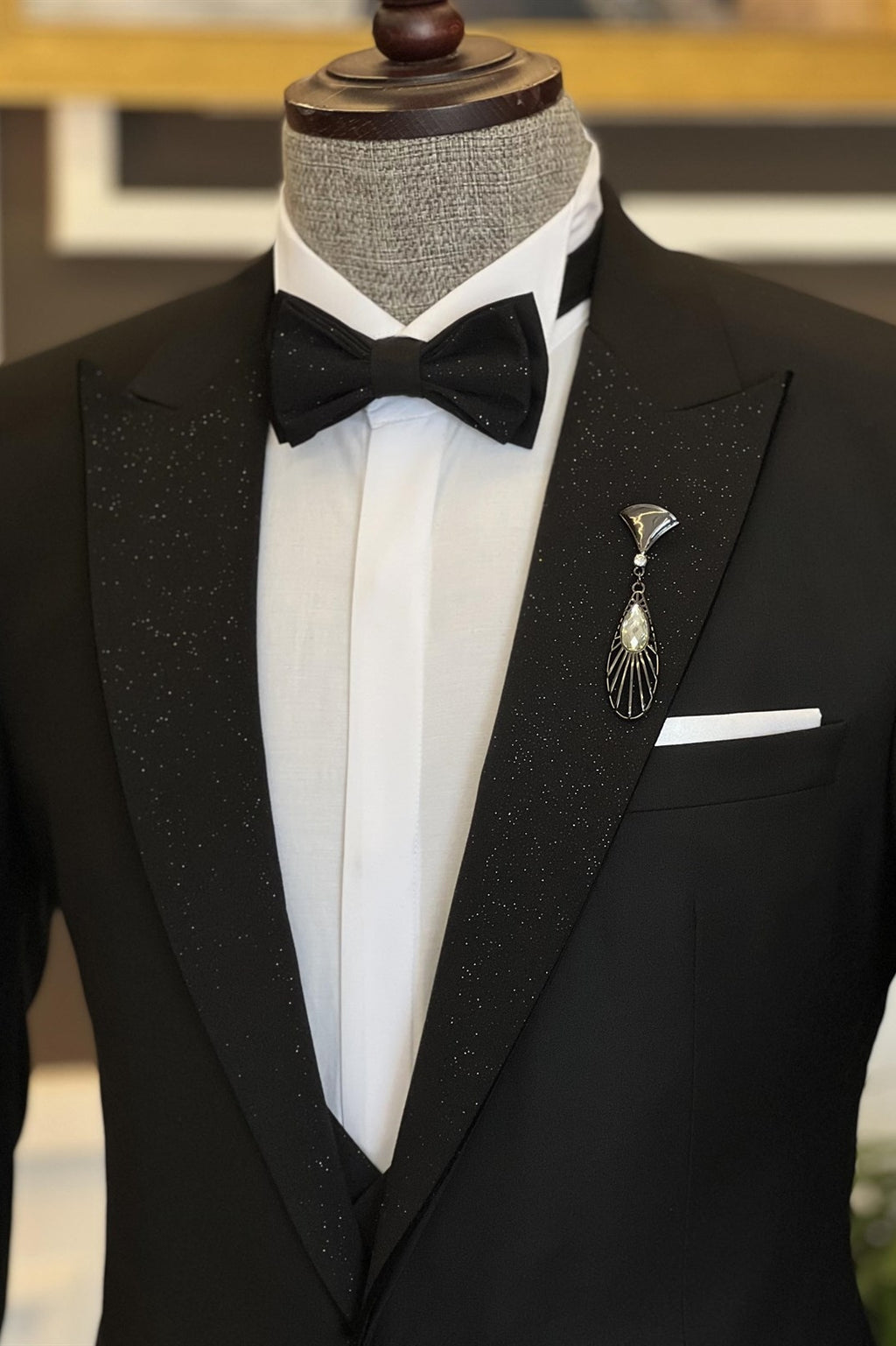 Black 3 Piece Sparkle Peaked Lapel Suits For Men