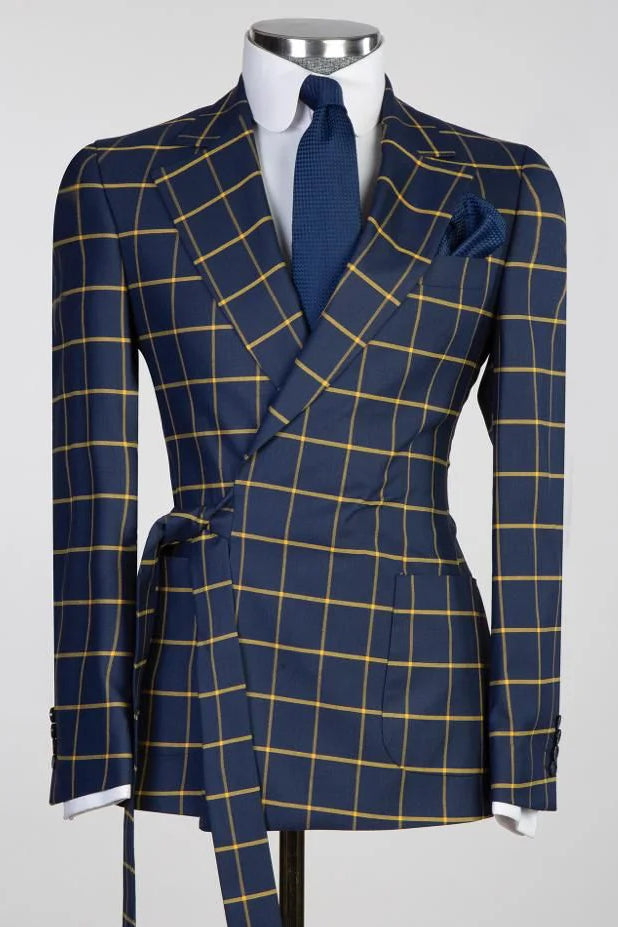 Navy Plaid Notched Lapel Men Suits With Belt