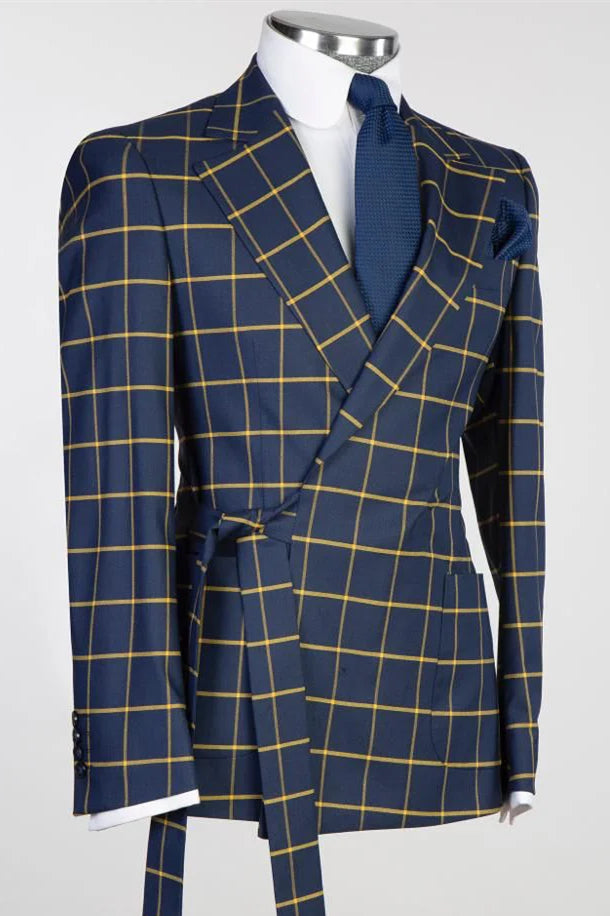 Navy Plaid Notched Lapel Men Suits With Belt