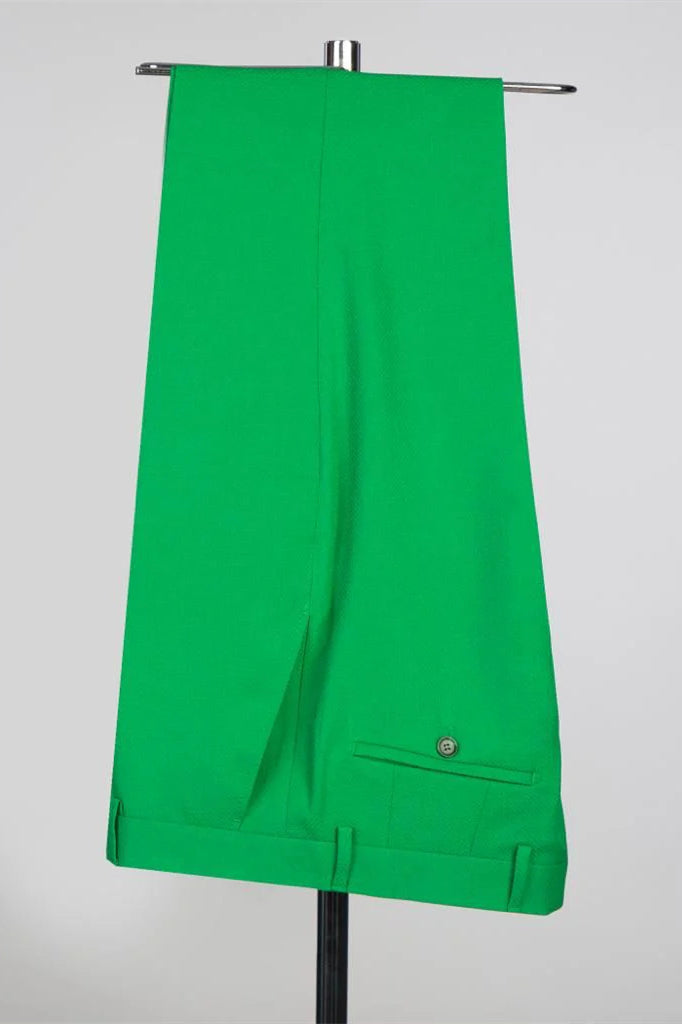 Classy Green Peaked Lapel Double Breasted Men Suits