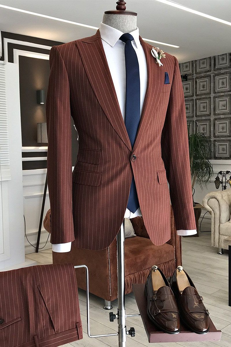 Trendy Brown Striped Peaked Lapel One Button Men Suits
