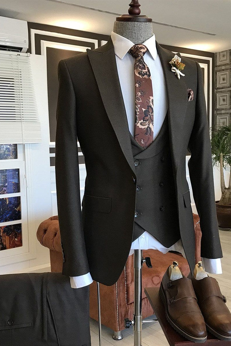 Stylish Dark Brown Peaked Lapel One Button 3 Piece Men Suits Secondary image