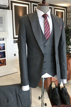 Formal Gray Peaked Lapel Men Suits With Waistcoat