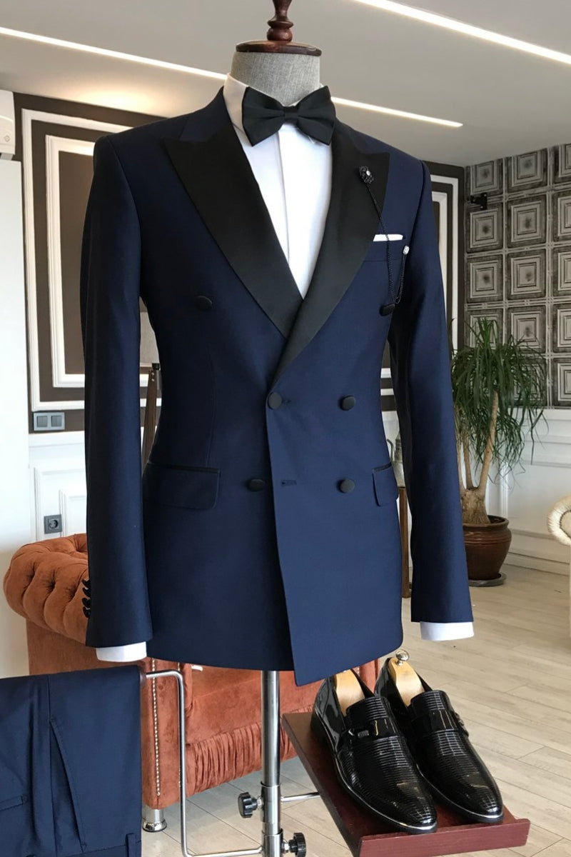 Gentle Dark Navy Peaked Lapel Double Breasted Suits For Men