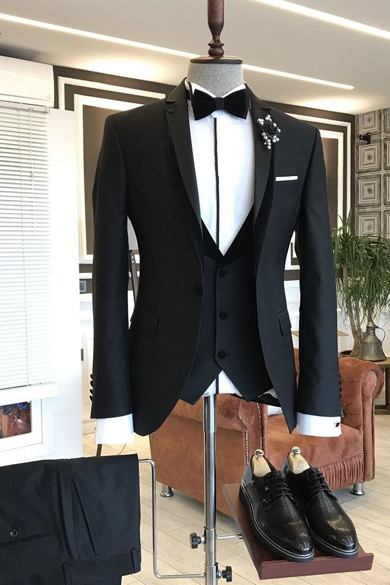 Trendy Black Notched Lapel Men Suits With Waistcoat Secondary image
