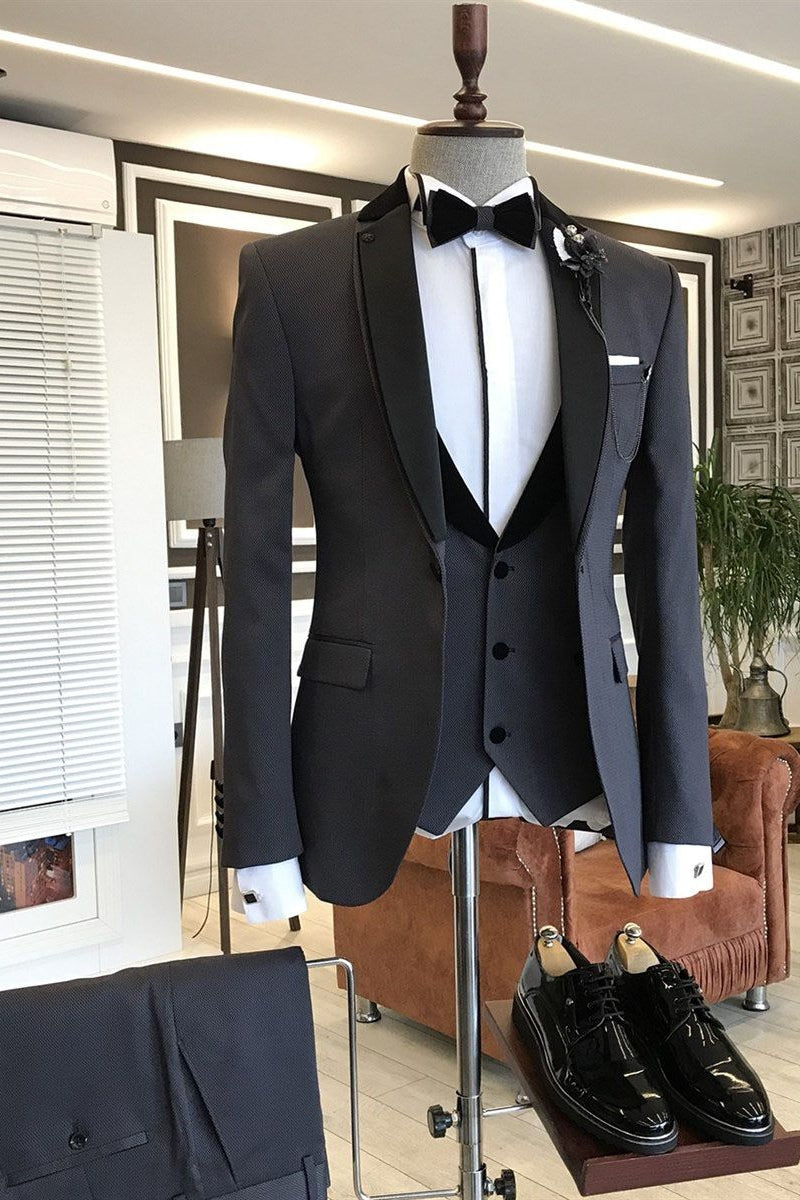 Charming Charcoal Gray Shawl Lapel 3 piece Men Suits