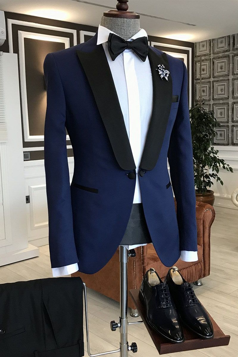 Bespoke Navy Blue One Button Black Peaked Lapel Men Suits Main image
