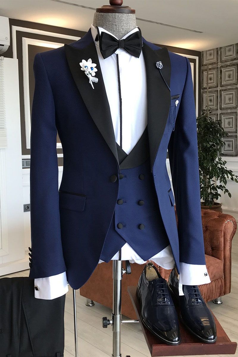 Dark Blue Peaked Lapel Men Suits With Double Breasted Waistcoat