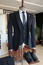 Simple Dark Navy 3 Piece Peaked Lapel Men Suits