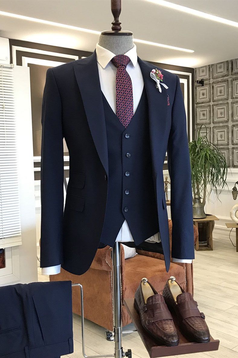 Fashion Navy One Button 3 Piece Peaked Lapel Men Suits