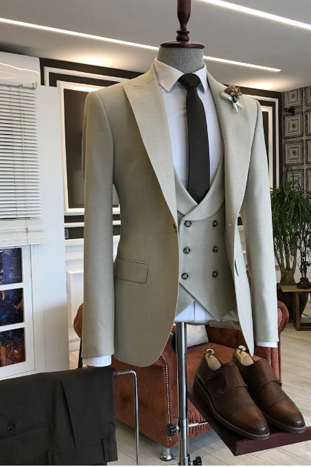 Stylish 3 Piece Peaked Lapel Light Beige Men Suits