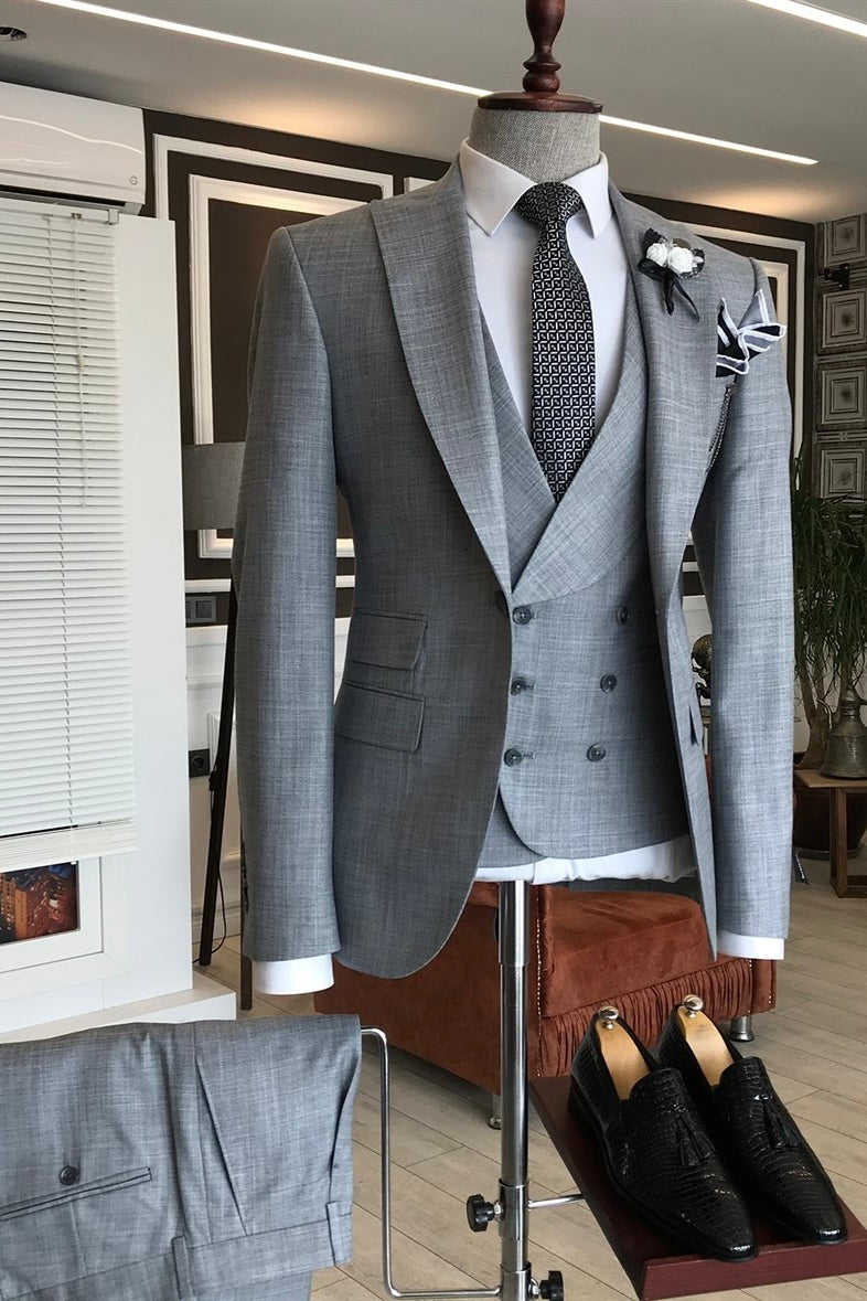 Trendy 3 Piece Peaked Lapel Gray Suits For Men Secondary image