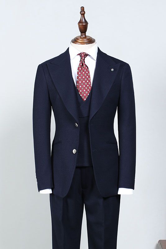 Stylish Dark Navy 3 Piece Peaked Lapel Suits For Men Main image