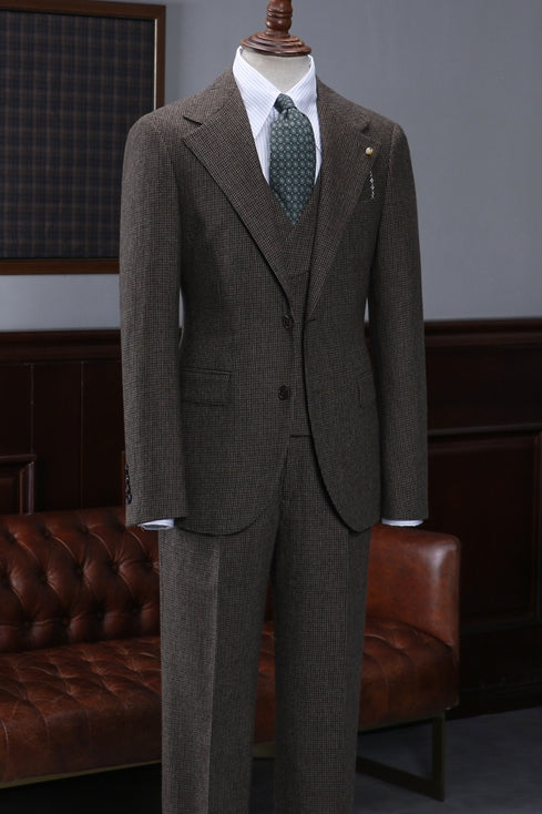 Vintage Brown Notched Lapel Plaid 3 Piece Men Suits Secondary image