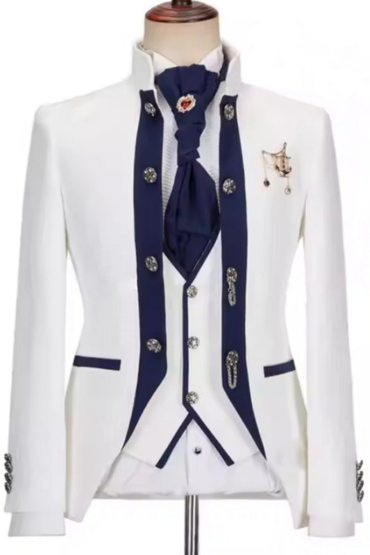 Chic White Jacquard Shawl Lapel Three Pieces Men Suits Main image