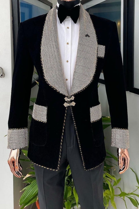Classy Black Shawl Lapel Bespoke Slim Fit Suits For Men Main image