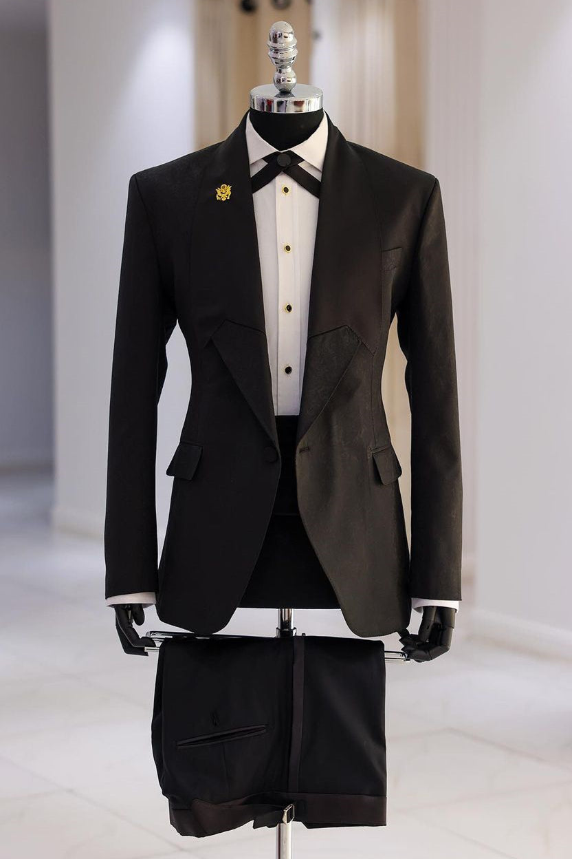 Unique Design Black Jacquard Shawl Lapel Men Suits Secondary image